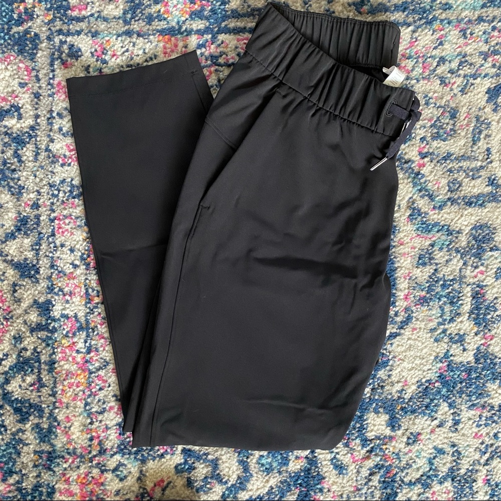 Lululemon On The Fly Pant *28" luxtreme